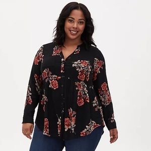 NWT! Torrid Emma black floral crinkle gauze babydoll tunic size 3 22/24